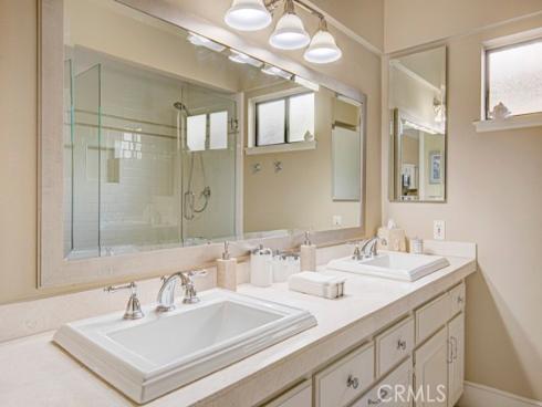 5547 Rayo Del Sol B , Laguna Woods, CA