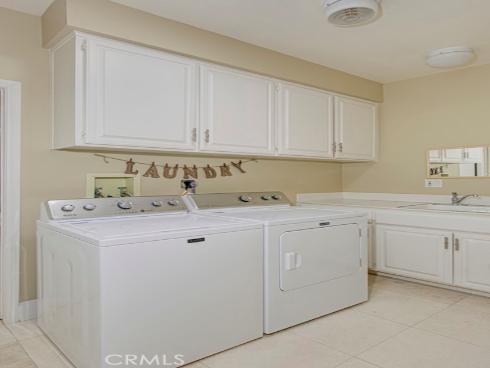 5547 Rayo Del Sol B , Laguna Woods, CA