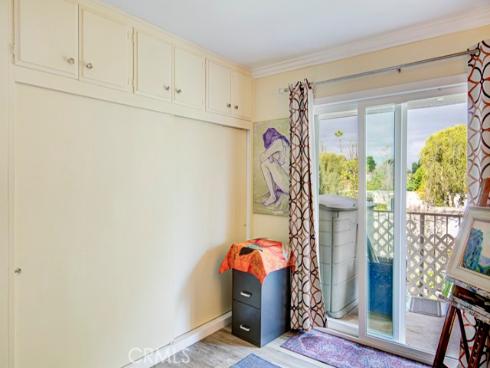 957 Calle Aragon N , Laguna Woods, CA