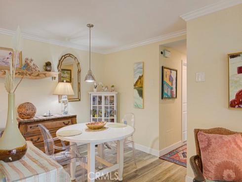 957 Calle Aragon N , Laguna Woods, CA