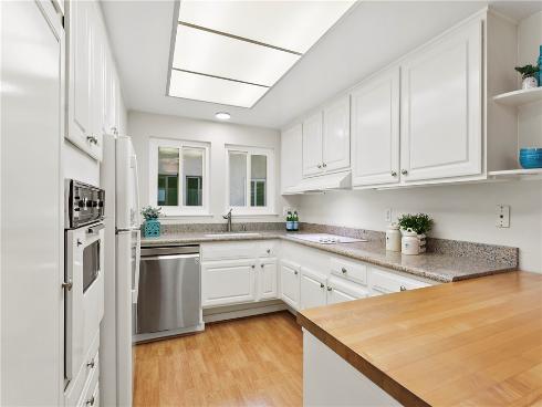 2275 Via Mariposa N , Laguna Woods, CA