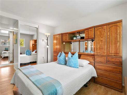 2275 Via Mariposa N , Laguna Woods, CA