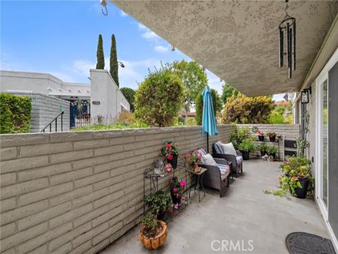 2134 Via Puerta D , Laguna Woods, CA