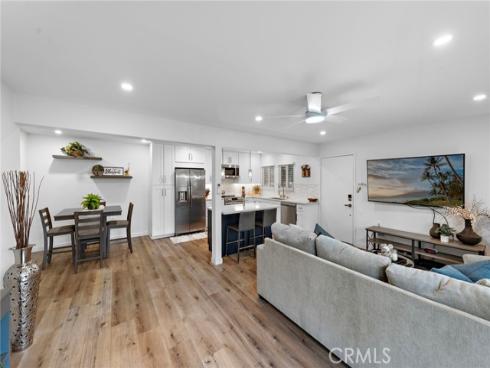 2134 Via Puerta D , Laguna Woods, CA