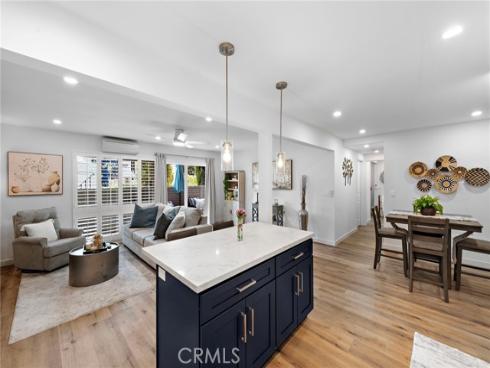 2134 Via Puerta D , Laguna Woods, CA