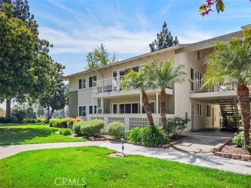 15 Via Castilla T , Laguna Woods, CA