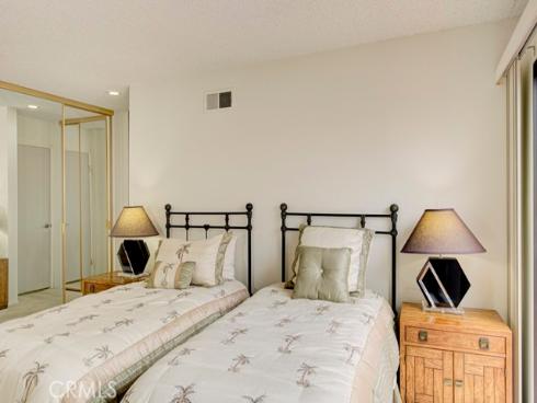 5315 Cantante , Laguna Woods, CA