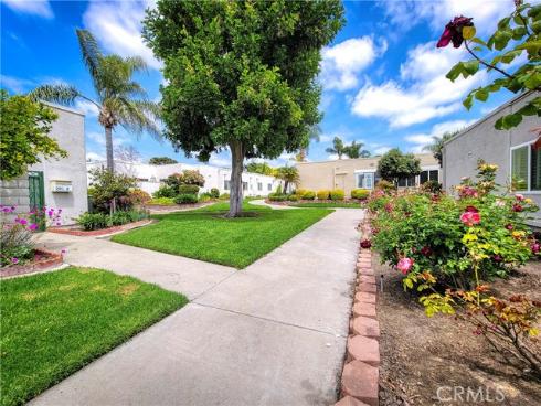 2004 Via Mariposa W. B , Laguna Woods, CA