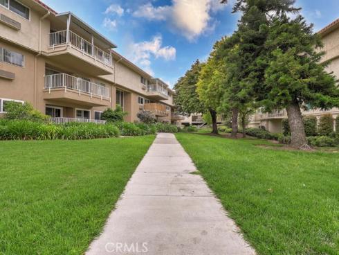 2390 Via Mariposa 2E , Laguna Woods, CA