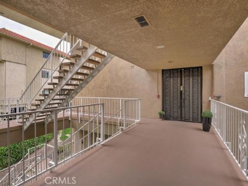 2390 Via Mariposa 2E , Laguna Woods, CA