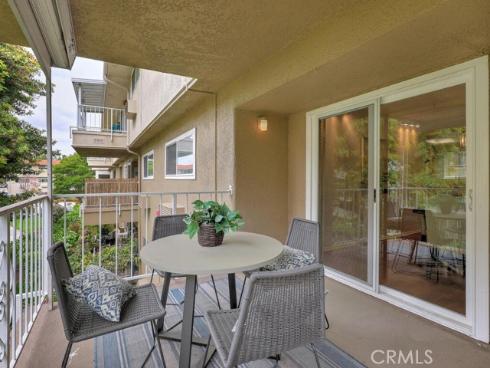 2390 Via Mariposa 2E , Laguna Woods, CA