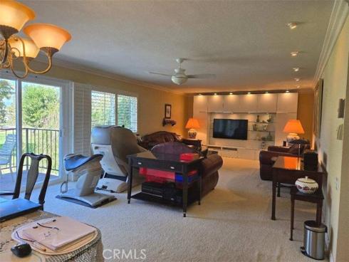 2385 Via Mariposa W. #1b , Laguna Woods, CA