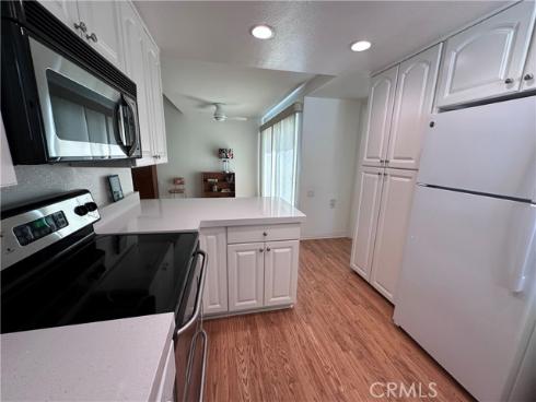 253 Calle Aragon F , Laguna Woods, CA