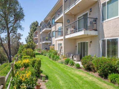 3336 Punta Alta 2F , Laguna Woods, CA