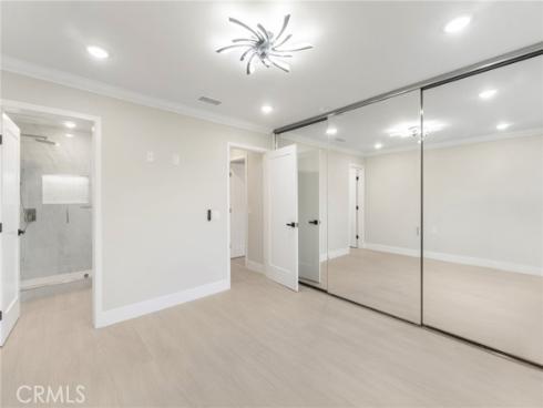 2202 Via Mariposa B , Laguna Woods, CA