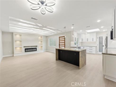 2202 Via Mariposa B , Laguna Woods, CA