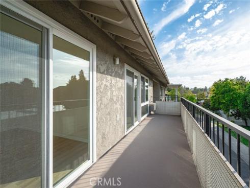 2134  Via Puerta  O , Laguna Woods, CA