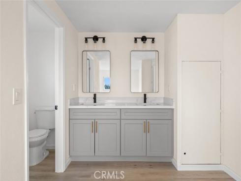 2134  Via Puerta  O , Laguna Woods, CA