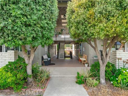 2134  Via Puerta  O , Laguna Woods, CA