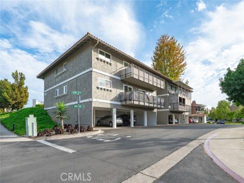 2134  Via Puerta  O , Laguna Woods, CA