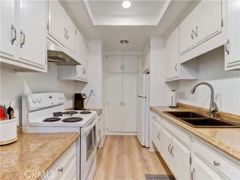 2109 Via Puerta A , Laguna Woods, CA