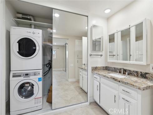 879 Via Mendoza B , Laguna Woods, CA