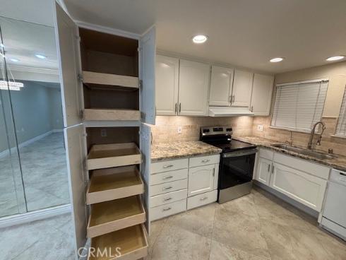 879 Via Mendoza B , Laguna Woods, CA