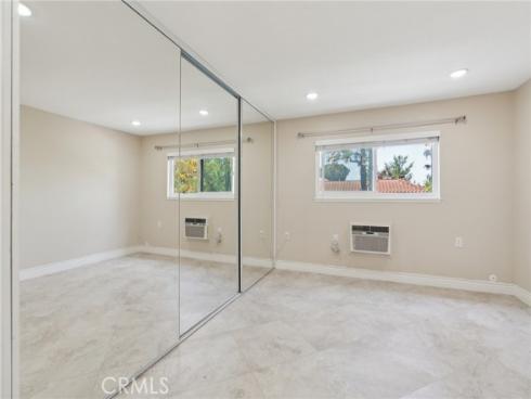 879 Via Mendoza B , Laguna Woods, CA