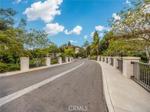 2394 Via Mariposa W 2D , Laguna Woods, CA