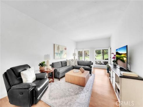 5509  Paseo Del Lago  C , Laguna Woods, CA