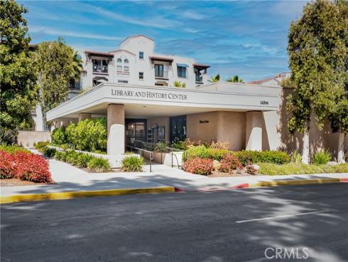 71 Calle Aragon B , Laguna Woods, CA