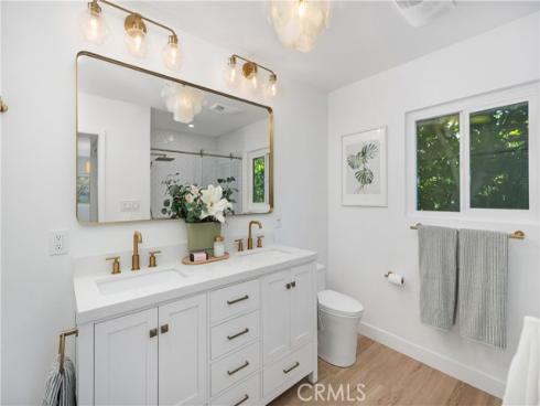 2070 Via Mariposa E N , Laguna Woods, CA