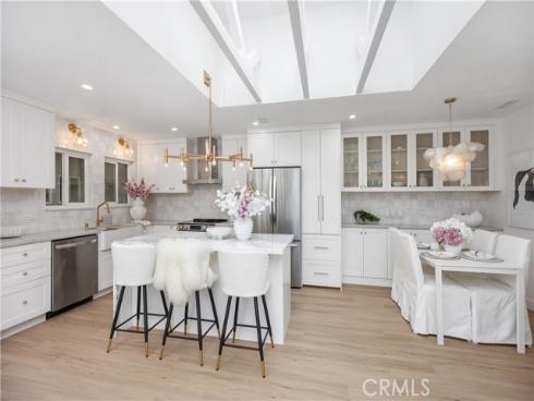 2070 Via Mariposa E N , Laguna Woods, CA