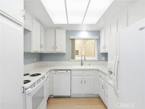 2386  Via Mariposa  2B , Laguna Woods, CA