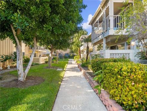 225  Avenida Majorca  N , Laguna Woods, CA
