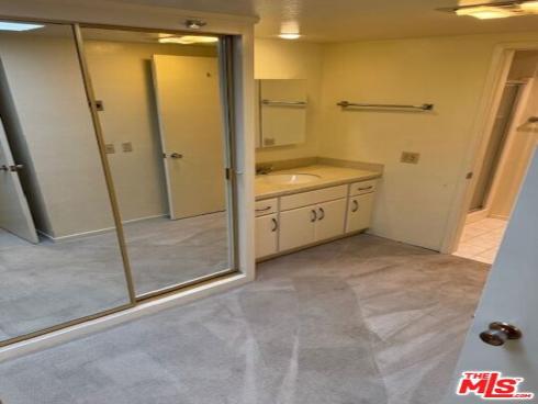 2136 Via Puerta N , Laguna Woods, CA