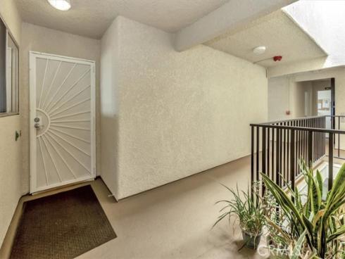 4001  Calle Sonora  3E , Laguna Woods, CA