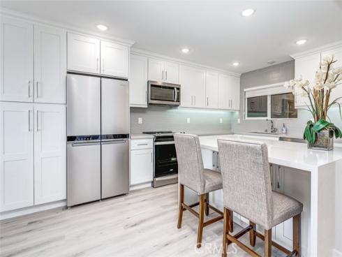 4014  Calle Sonora Oeste  2B , Laguna Woods, CA