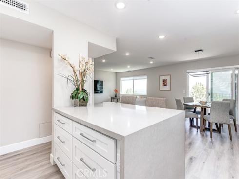 4014  Calle Sonora Oeste  2B , Laguna Woods, CA