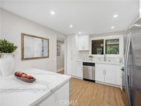 4025  Calle Sonora Este  2C , Laguna Woods, CA