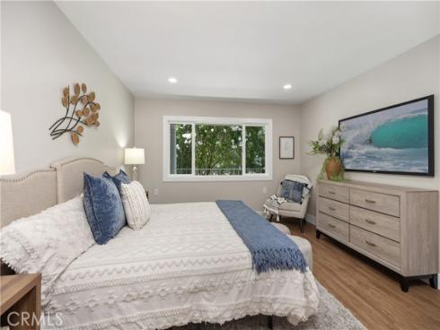 4025  Calle Sonora Este  2C , Laguna Woods, CA