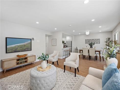 4025  Calle Sonora Este  2C , Laguna Woods, CA