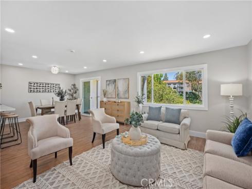 4025  Calle Sonora Este  2C , Laguna Woods, CA