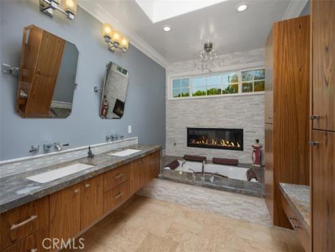 5562  Via Portora  A , Laguna Woods, CA