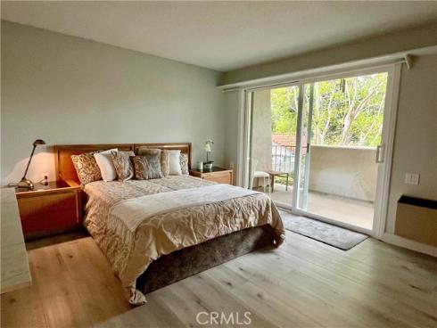 2057  Via Mariposa  B , Laguna Woods, CA