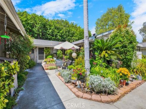 336  Avenida Sevilla  B , Laguna Woods, CA