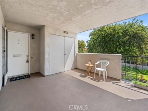 2267  Via Puerta  D , Laguna Woods, CA