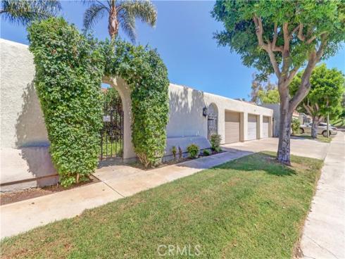 5490  Paseo Del Lago  C , Laguna Woods, CA