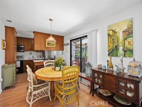 3205  Via Buena Vista  D , Laguna Woods, CA