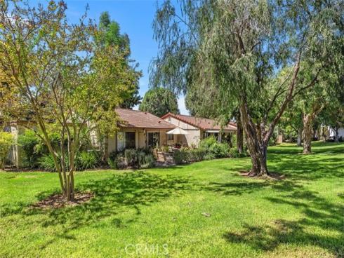 3205  Via Buena Vista  D , Laguna Woods, CA